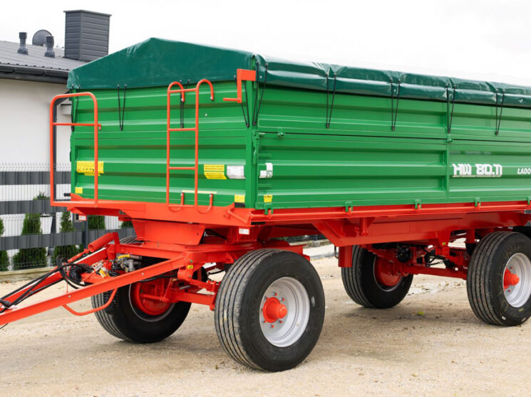 Przyczepa Rolnicza HW 8011 po kapitalnym remoncie z wywrotem trójstronnym 10000 kg.